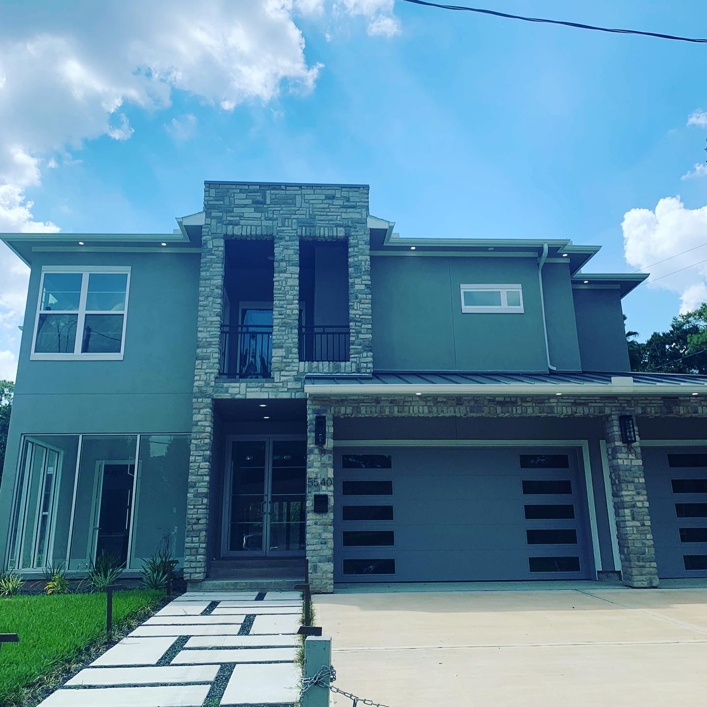 Selected L. Whitney residence